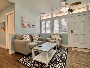 Talo, useita sänkyjä (Capri by the Gulf 123) | Oleskelualue