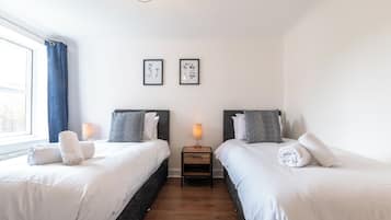 2 bedrooms, iron/ironing board, free WiFi, bed sheets