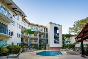 Outdoor pool - Ground-Floor Condo w/ Pool, Walk to Potrero Beach - Surfside Tower 101 (Potrero)