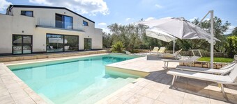 Awesome home in Caiazzo