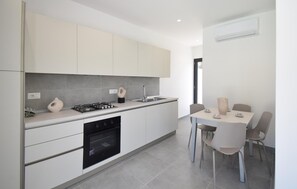 Private kitchen - Stunning home in Caiazzo (Caiazzo)