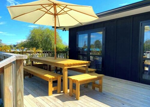 Family Escape to the lake