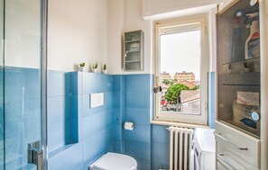 Shower - Nice apartment in Civitanova Marche (Civitanova Marche)