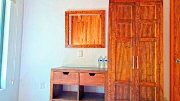 Cabin, 1 King Bed | Free WiFi