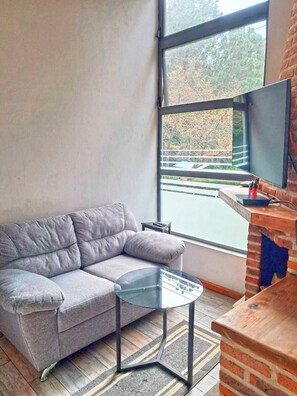 Cabin, 1 King Bed | Free WiFi