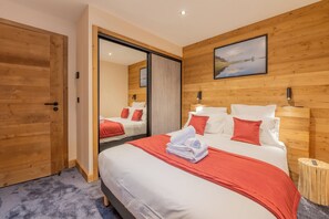 6 makuuhuonetta, ilmainen Wi-Fi