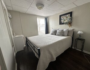 1 Schlafzimmer, Bügeleisen/Bügelbrett, kostenloses WLAN, Bettwäsche