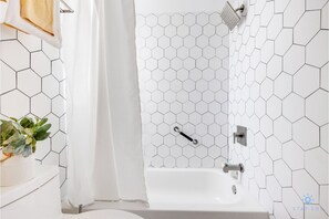 Hair dryer, towels