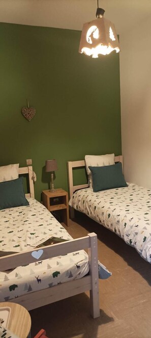 1 chambre, accès au Wi-Fi (inclus)