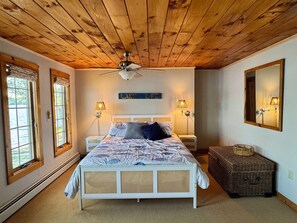 4 bedrooms, free WiFi, bed sheets