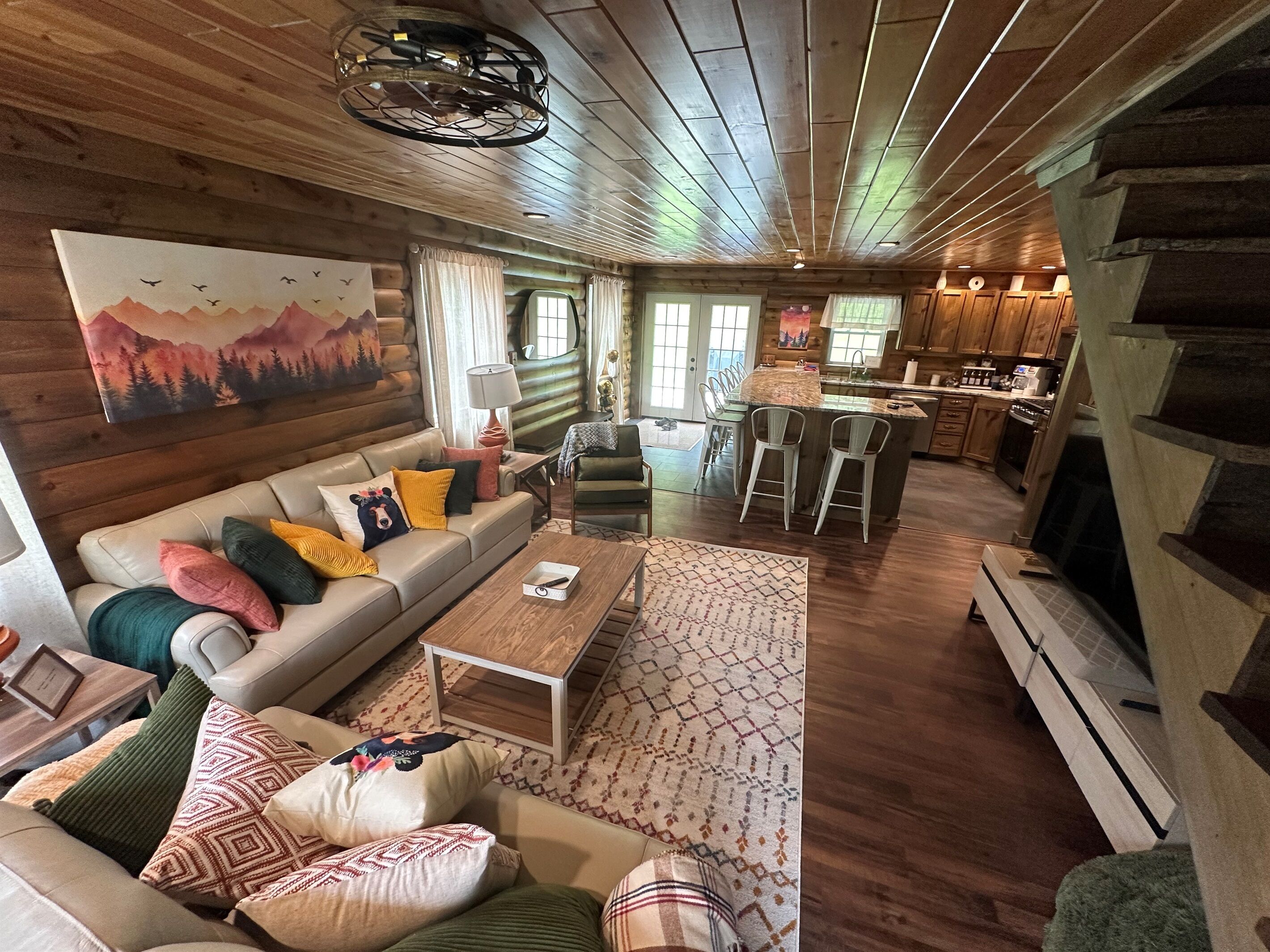 智能电视、桌上足球、乒乓球、书