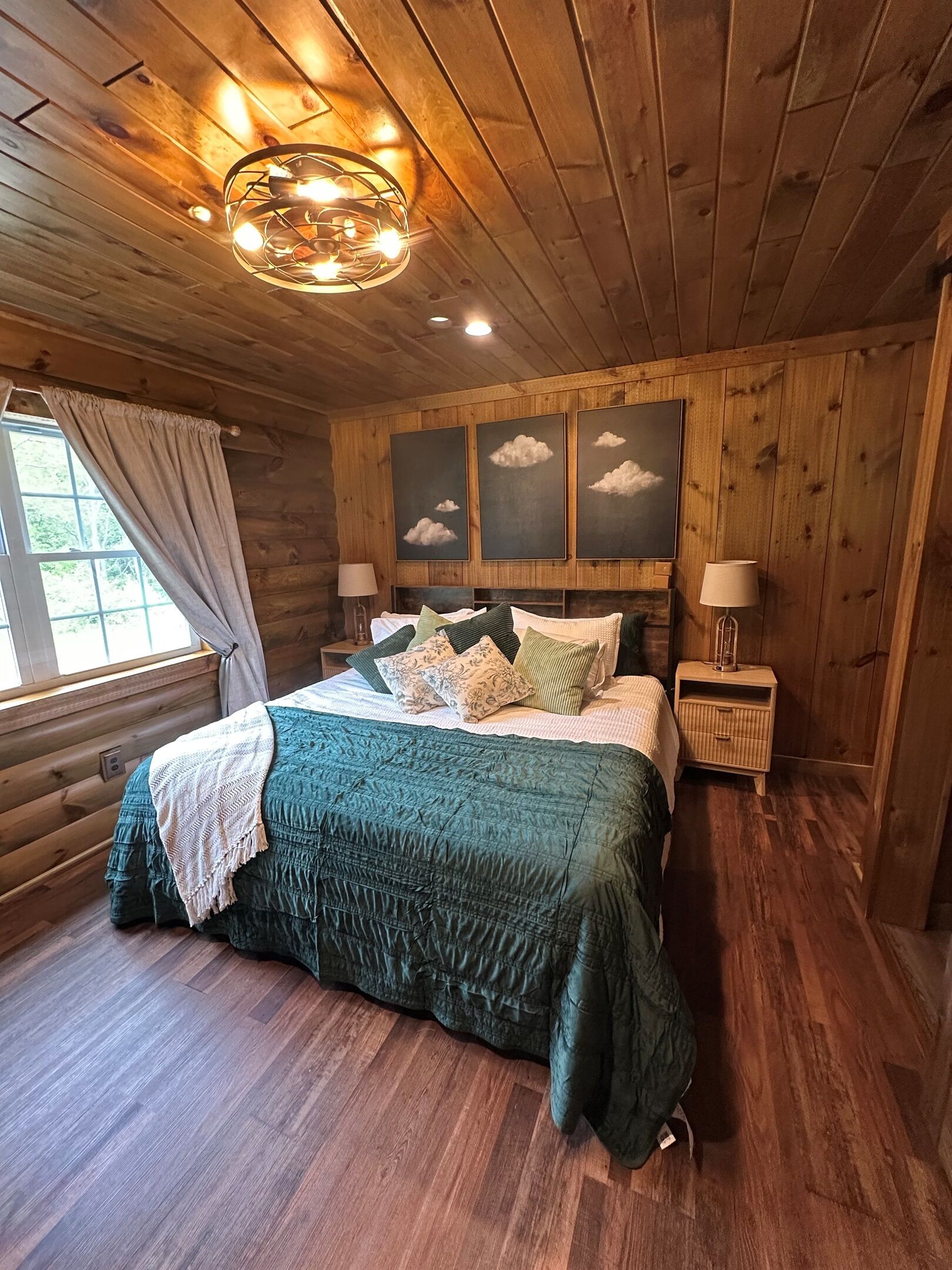 4 Schlafzimmer, Bügeleisen/Bügelbrett, kostenloses WLAN, Bettwäsche