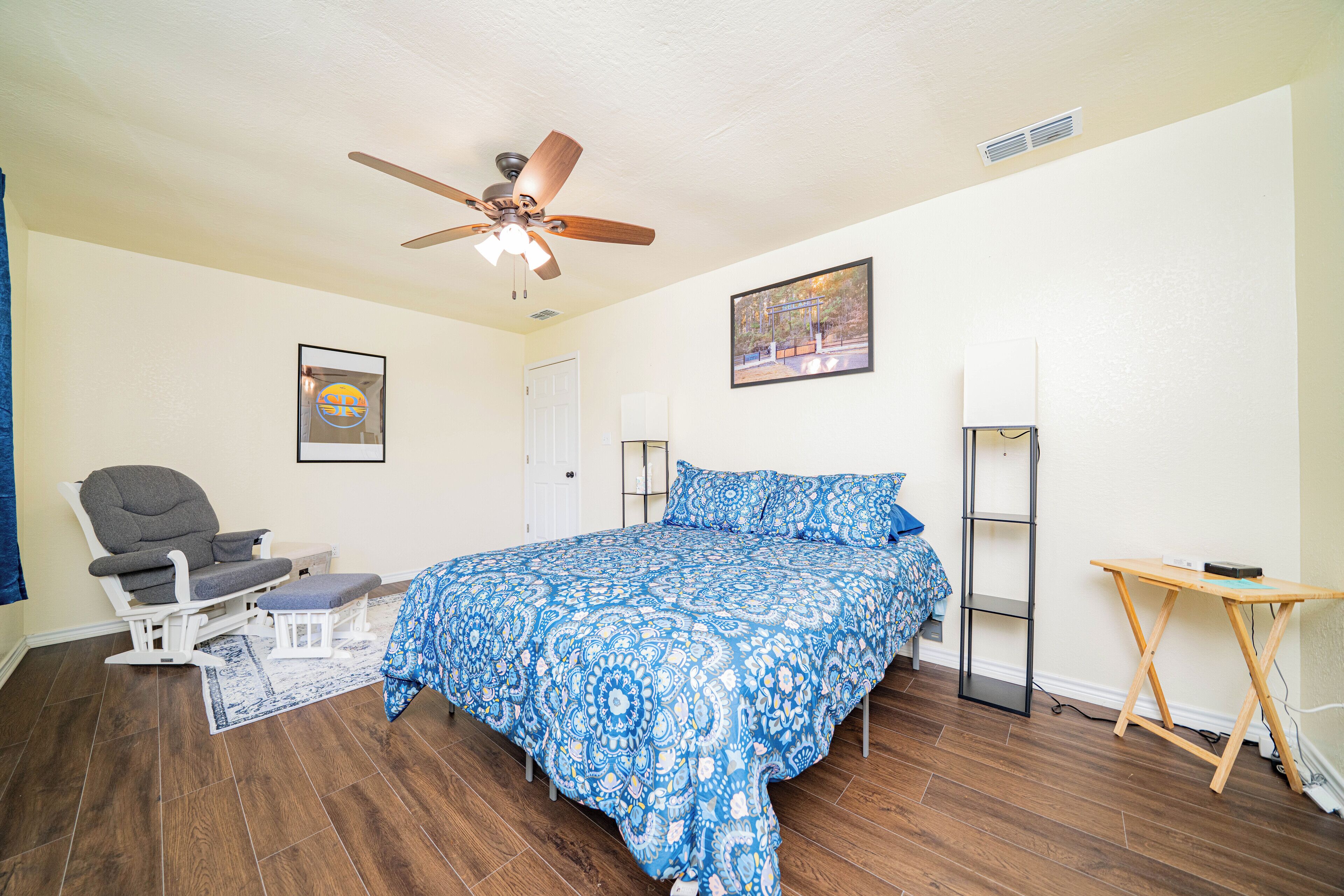 2 bedrooms, WiFi, bed sheets