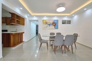 Dining - Santo Domingo GETAWAY OASIS (SANTO DOMINGO)