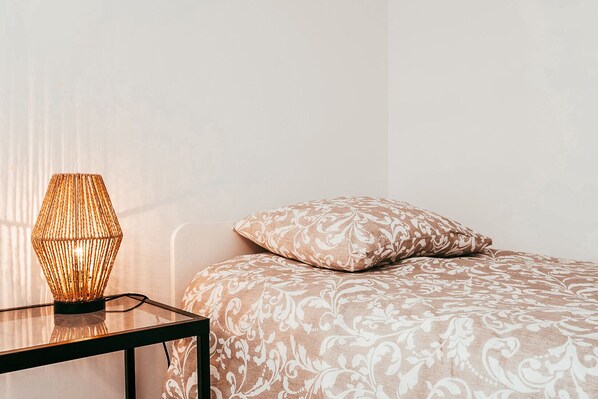 2 bedrooms, bed sheets