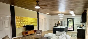 Chill,Relax & Enjoy
11bed  5washroom house in fabulous La Colonia with AC, WiFi.