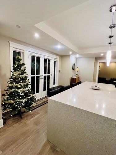 3Bed+2Bath Steam Sauna Retreat in Vancouver! Family friendly!