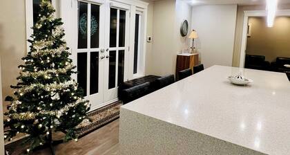 3Bed+2Bath Steam Sauna Retreat in Vancouver! Family friendly!