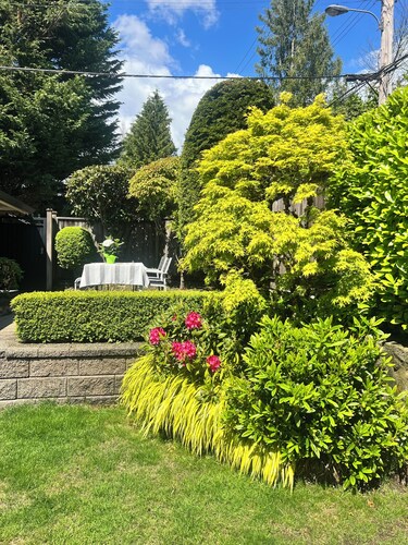 3Bed+2Bath Steam Sauna Retreat in Vancouver! Family friendly!