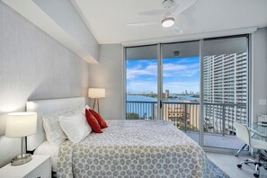 2 chambres, bureau, fer et planche à repasser, Wi-Fi gratuit
