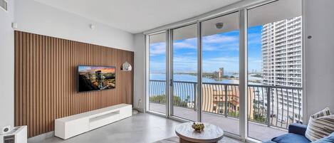 スマートテレビ