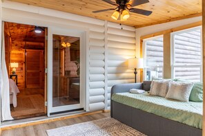 3 bedrooms, iron/ironing board, free WiFi, bed sheets - Skyline Escape: Stunning Long Range Views, Hot Tub, Firepit, Lawn Games (Lenoir)