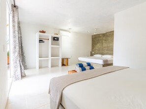 1 bedroom, iron/ironing board, internet, bed sheets