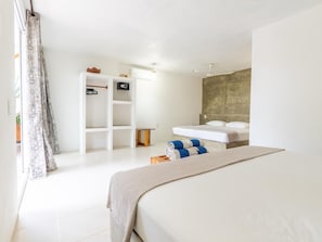 1 bedroom, iron/ironing board, internet, bed sheets