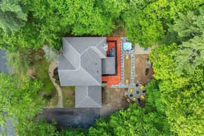 Exterior - Pool, Beach, Lake, Hot Tub, Game Room, fire pit! (East Stroudsburg)