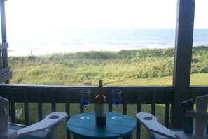 Outdoor dining - Ocean Front! Captains Quarters--2 bed 2 bath ocean front condo (North Topsail Beach)