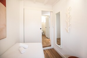 2 間睡房、免費 Wi-Fi