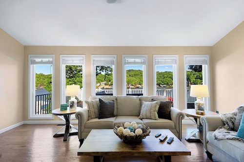 Unforgettable Family Fun Awaits! Charming Lakefront Home w/ Dock, Fire Pit @10MM