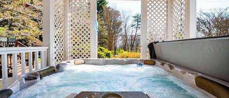 Bain à remous extérieur