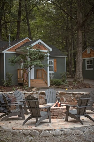 Chickamauga Suite on Lookout Mountain
