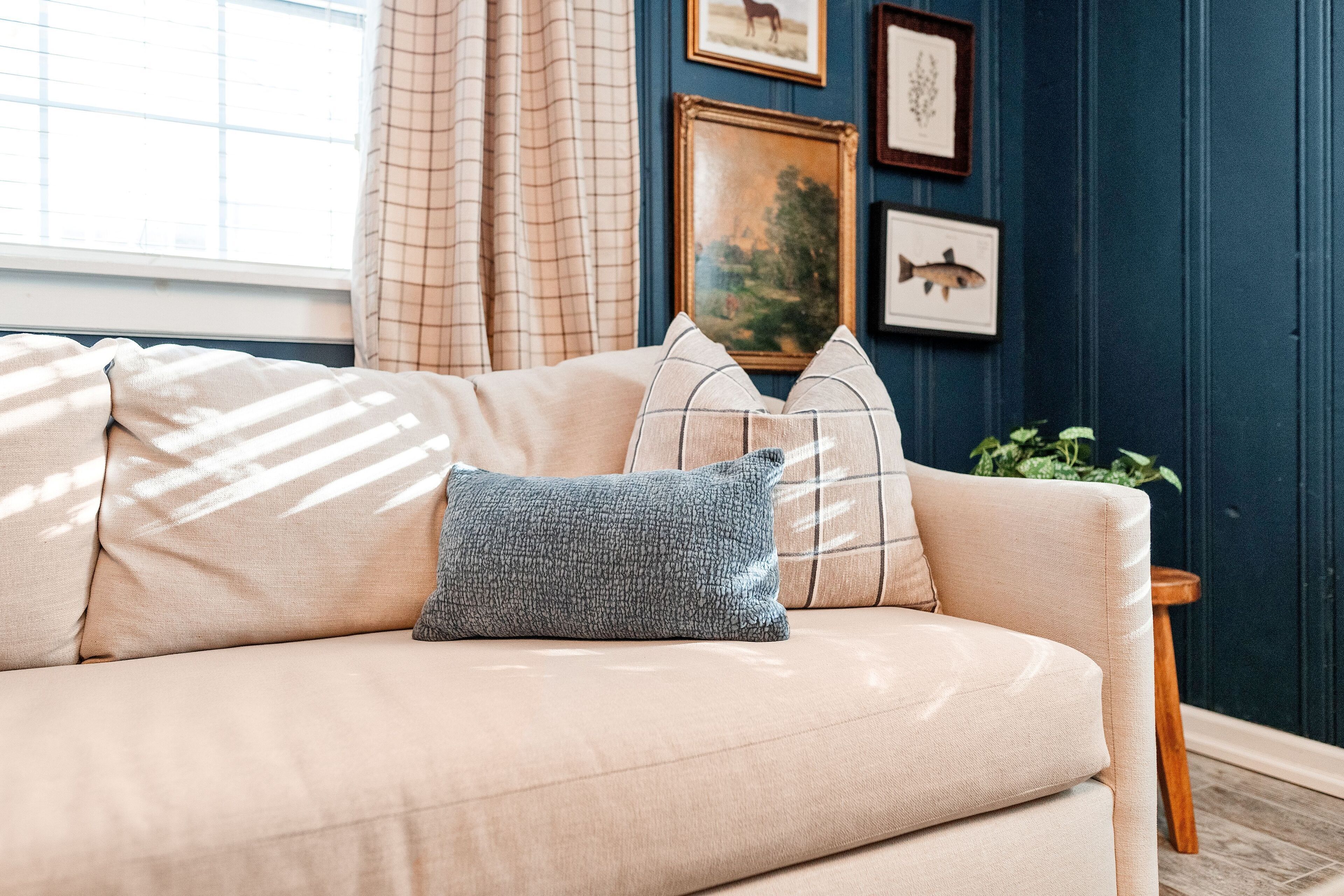 Smart-tv och eldstad