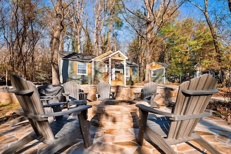 Property grounds. Sequatchie Cottage on Lookout Mountain