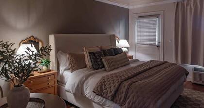 Historic Riverview Inn | Six