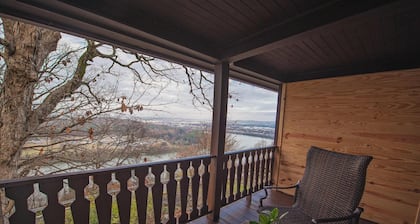 Historic Riverview Inn | Seven