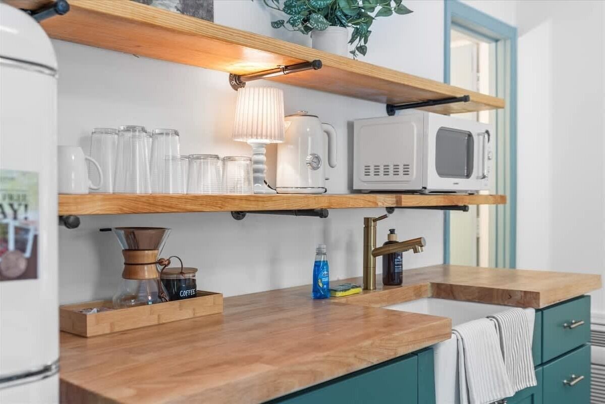 雪櫃、微波爐、焗爐、咖啡機/沖茶器