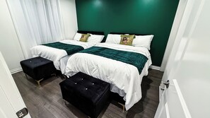 4 Schlafzimmer, kostenloses WLAN, Bettwäsche, Rollstuhlgeeignet