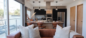 Modern loft near Andares and Stadium 3 de marzo