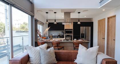 Modern loft near Andares and Stadium 3 de marzo