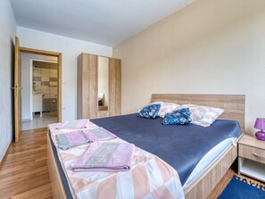 1 bedroom, Internet