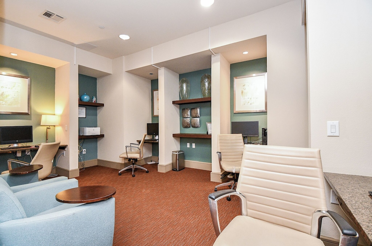 Photo 26 of Med Ctr NRG Galleria Cozy 1 bed with Pool View