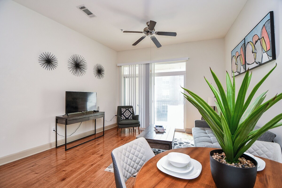 Photo 10 of Med Ctr NRG Galleria Cozy 1 bed with Pool View