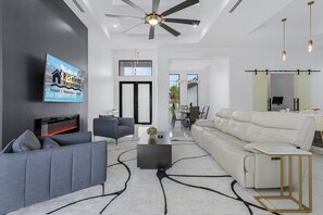 TV connectée, cheminée