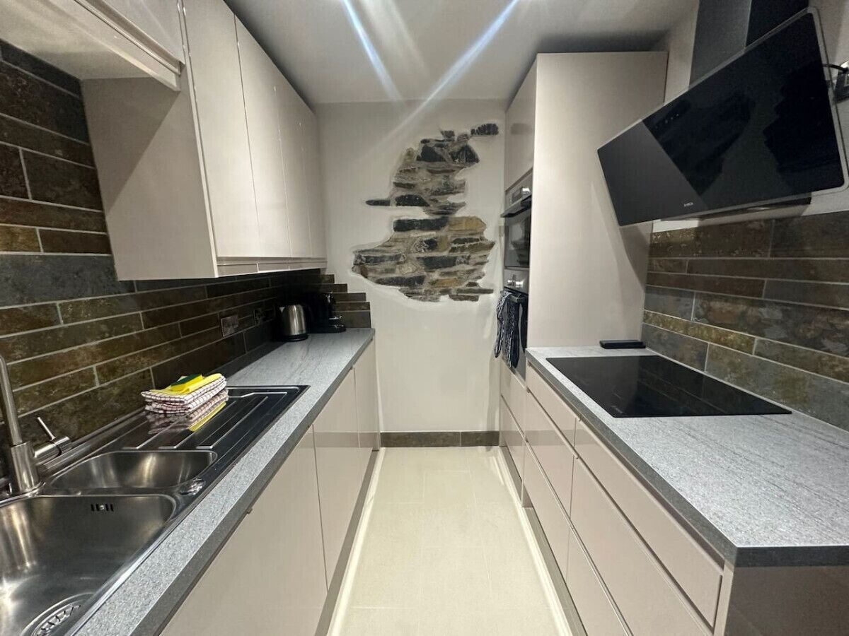 Refrigerador, microondas, horno y lavavajillas 