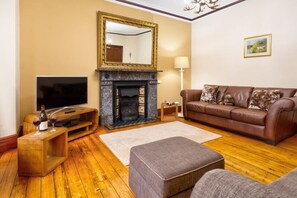 Fernseher, Kamin, Videospiele