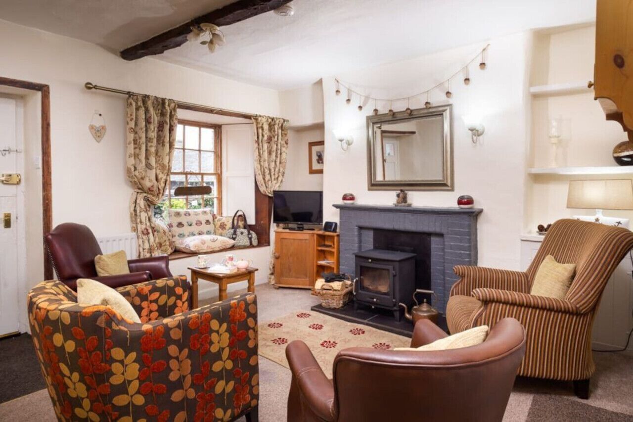 Televisión, chimenea