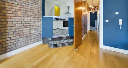 Little Italy Apt- Stylish 1-Bed Apt in Belfast City Centre â Sleeps 4 | Cathedral Quarter Location
